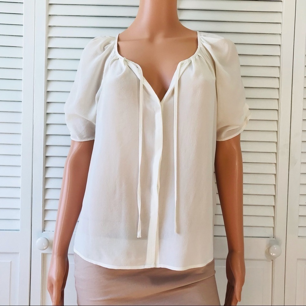 JOIE Ivory Short Sleeve V-Neck Semi Sheer Silk Blouse Size Small